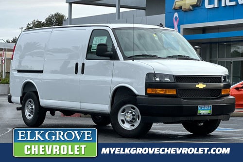 2025 Chevrolet Express Cargo WT