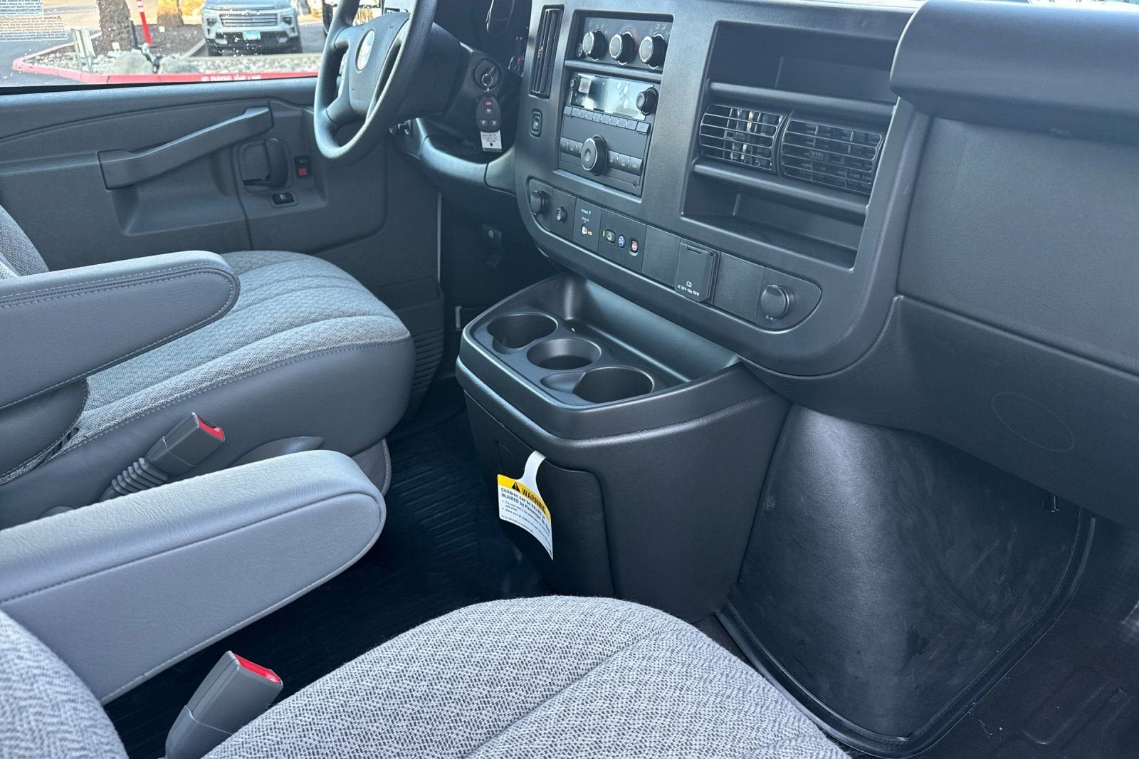 2025 Chevrolet Express Cargo 2500 WT