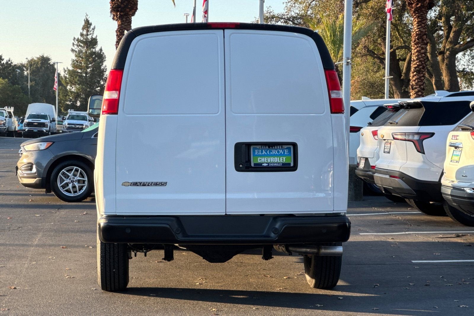 2025 Chevrolet Express Cargo 2500 WT