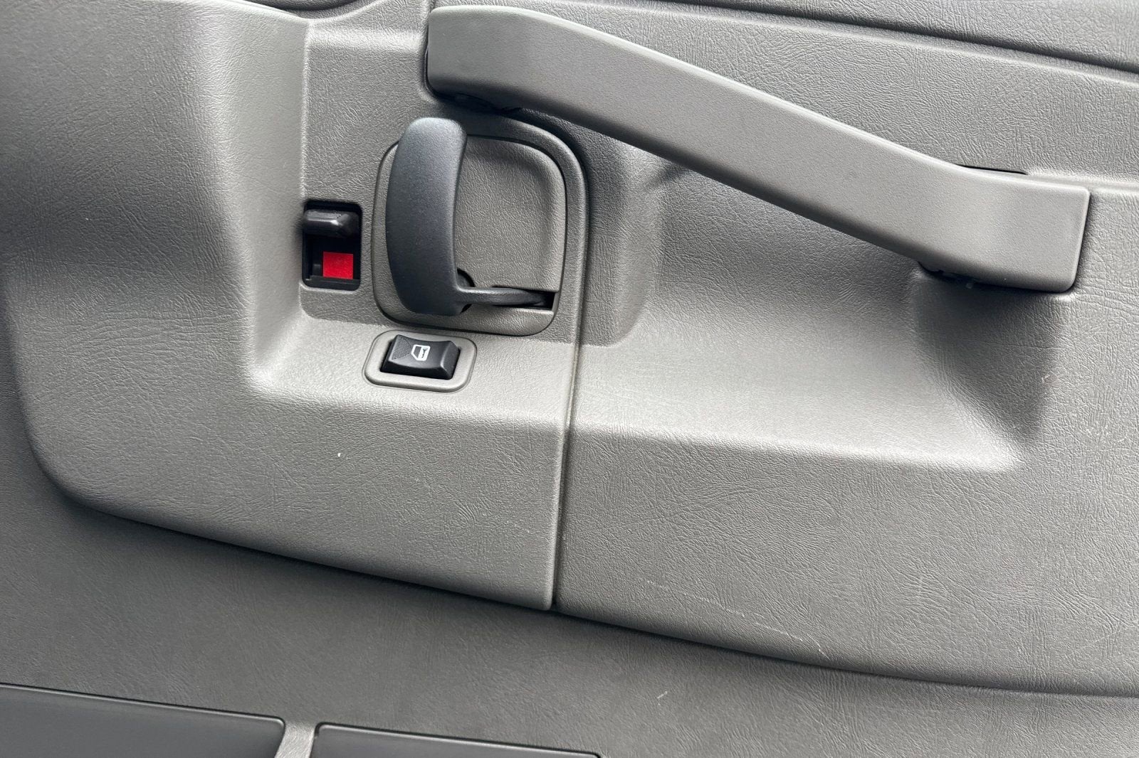 2024 Chevrolet Express Cargo 2500 WT