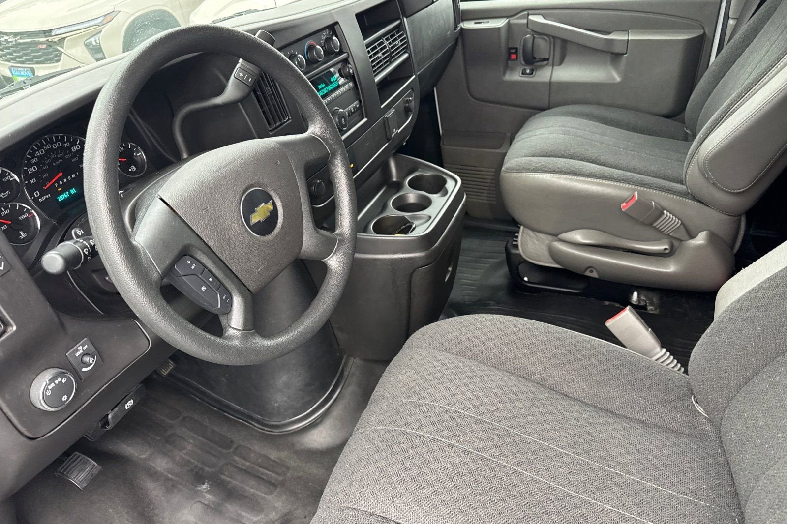 2024 Chevrolet Express Cargo 2500 WT