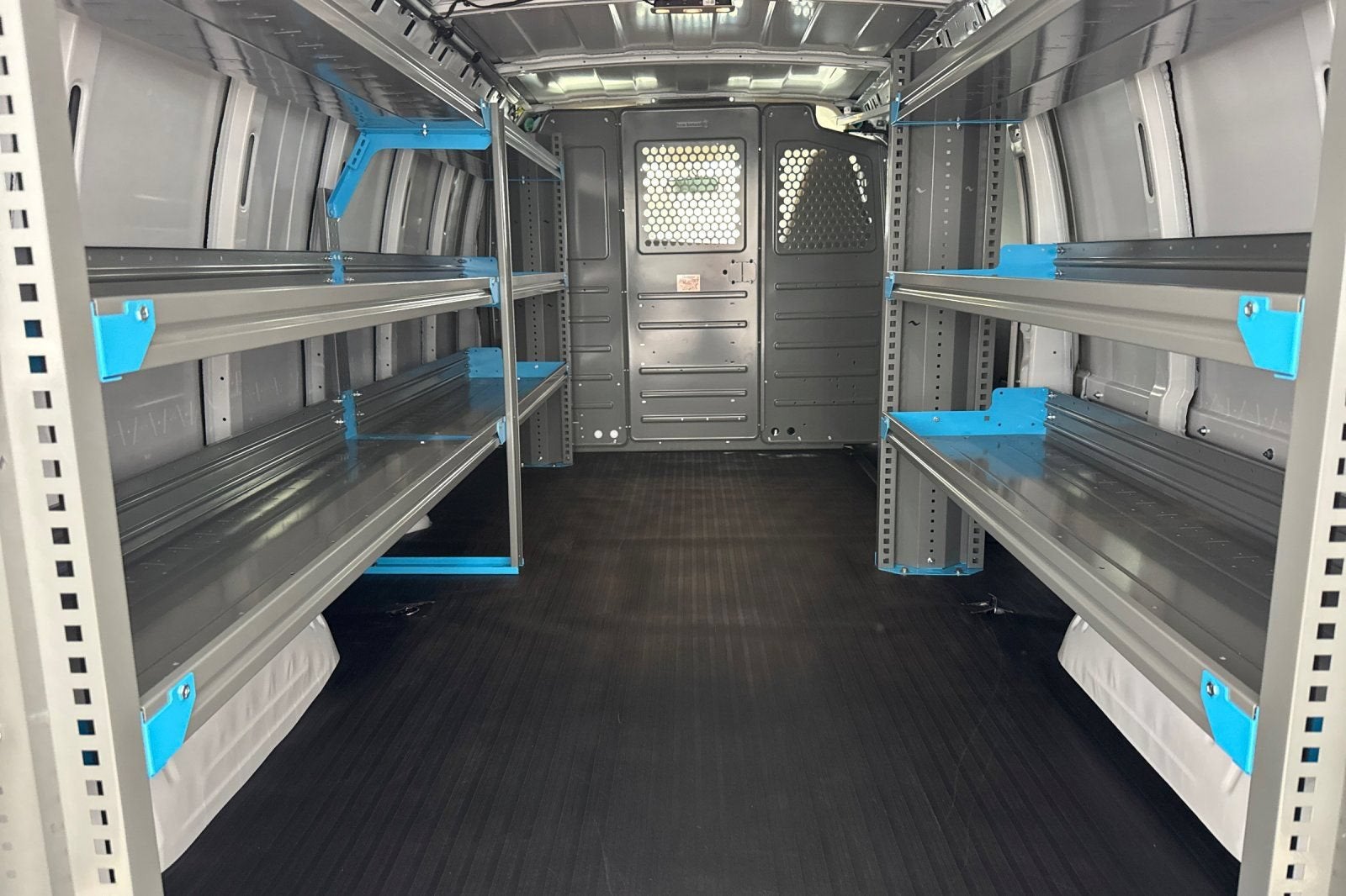 2026 Chevrolet Express Cargo 1WT
