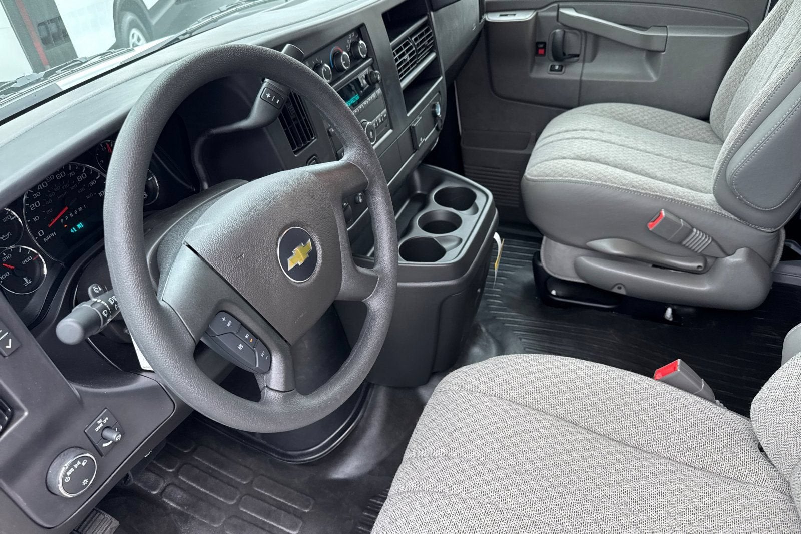 2026 Chevrolet Express Cargo 1WT