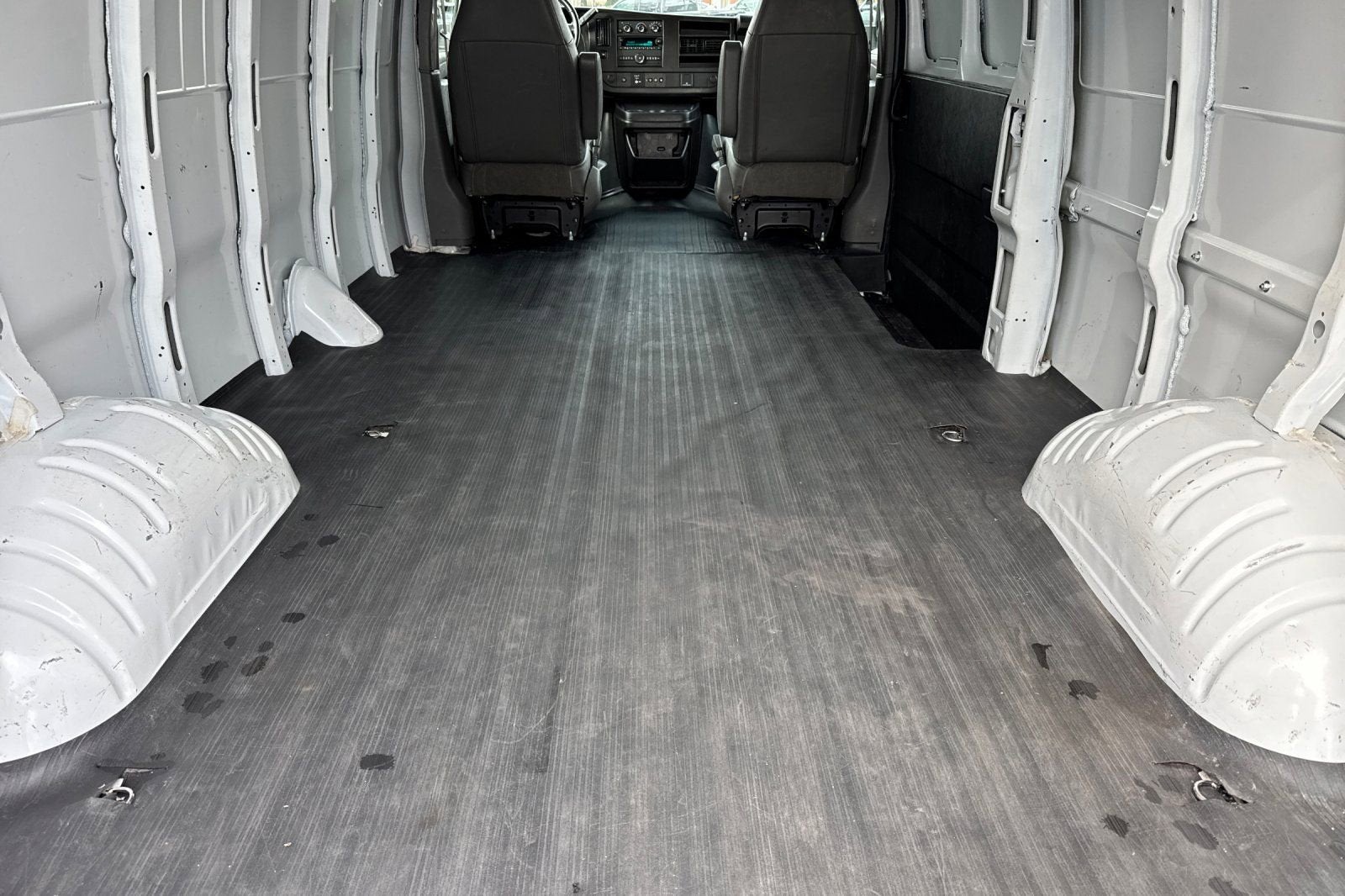 2023 Chevrolet Express Cargo 2500 WT