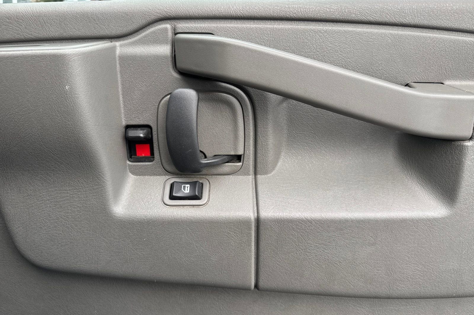 2023 Chevrolet Express Cargo 2500 WT