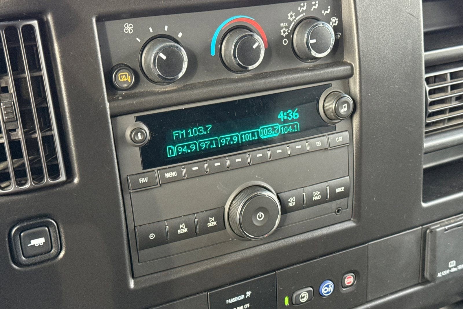 2023 Chevrolet Express Cargo 2500 WT