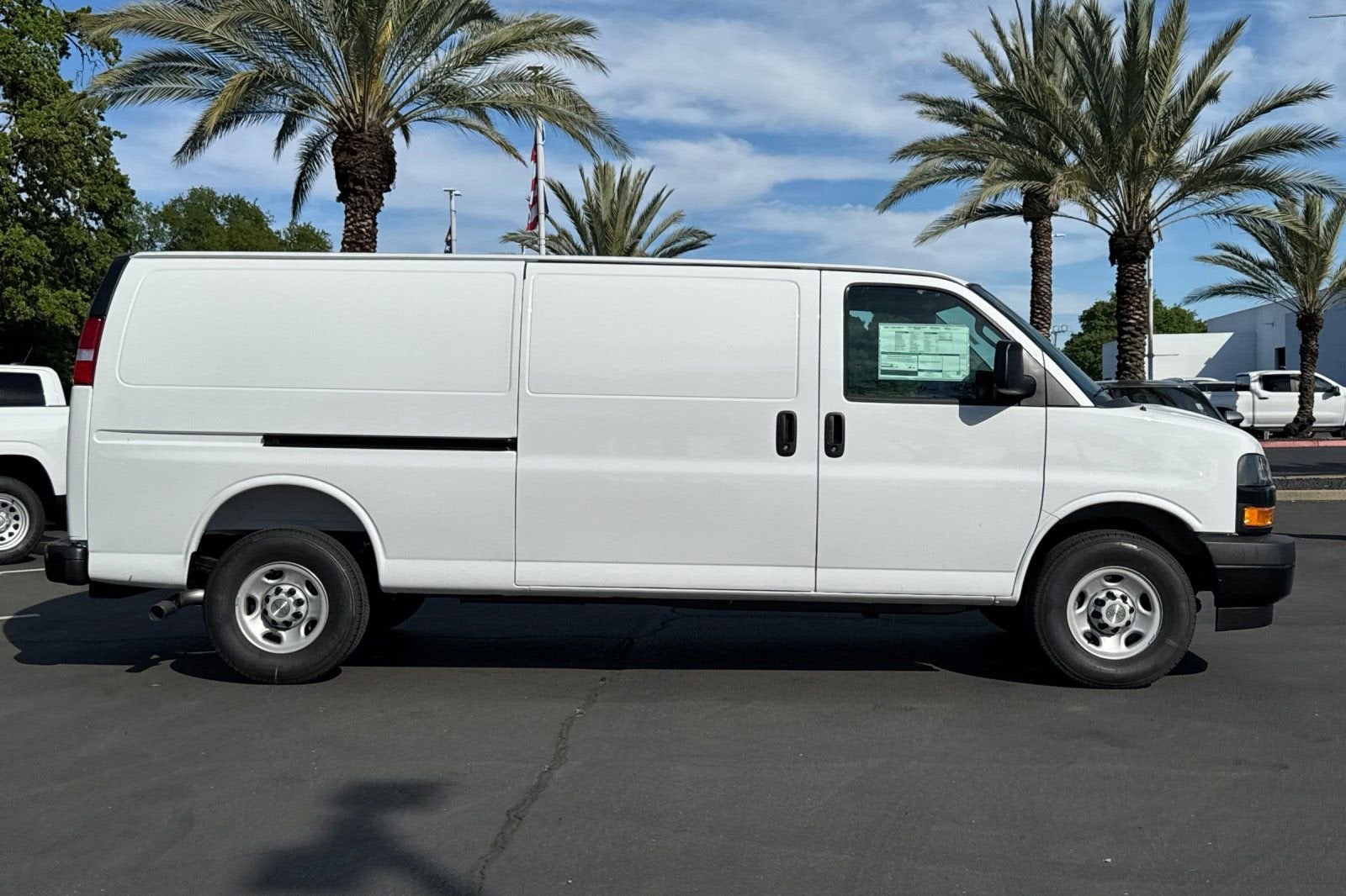 2026 Chevrolet Express Cargo WT