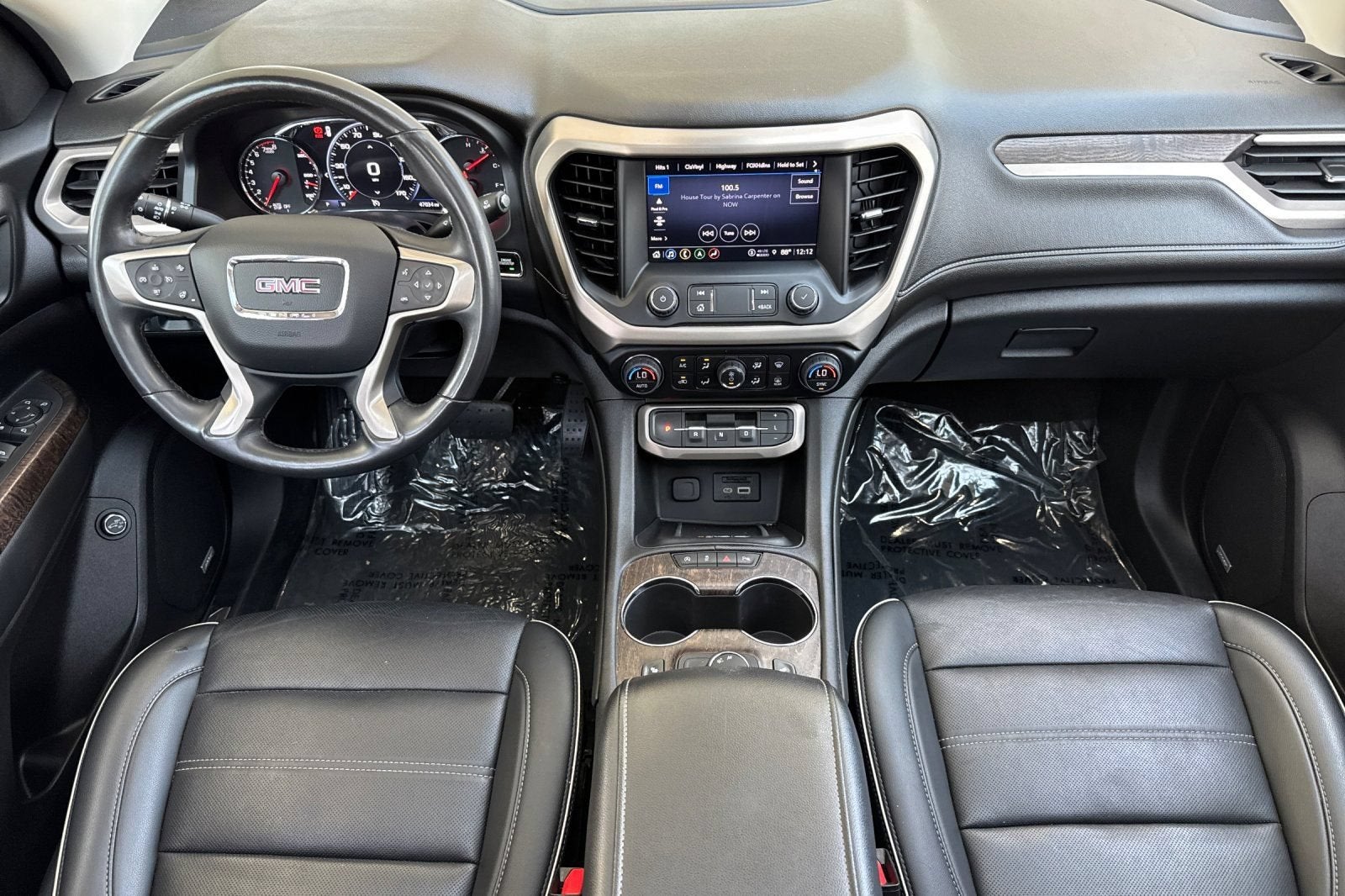 2022 GMC Acadia Denali
