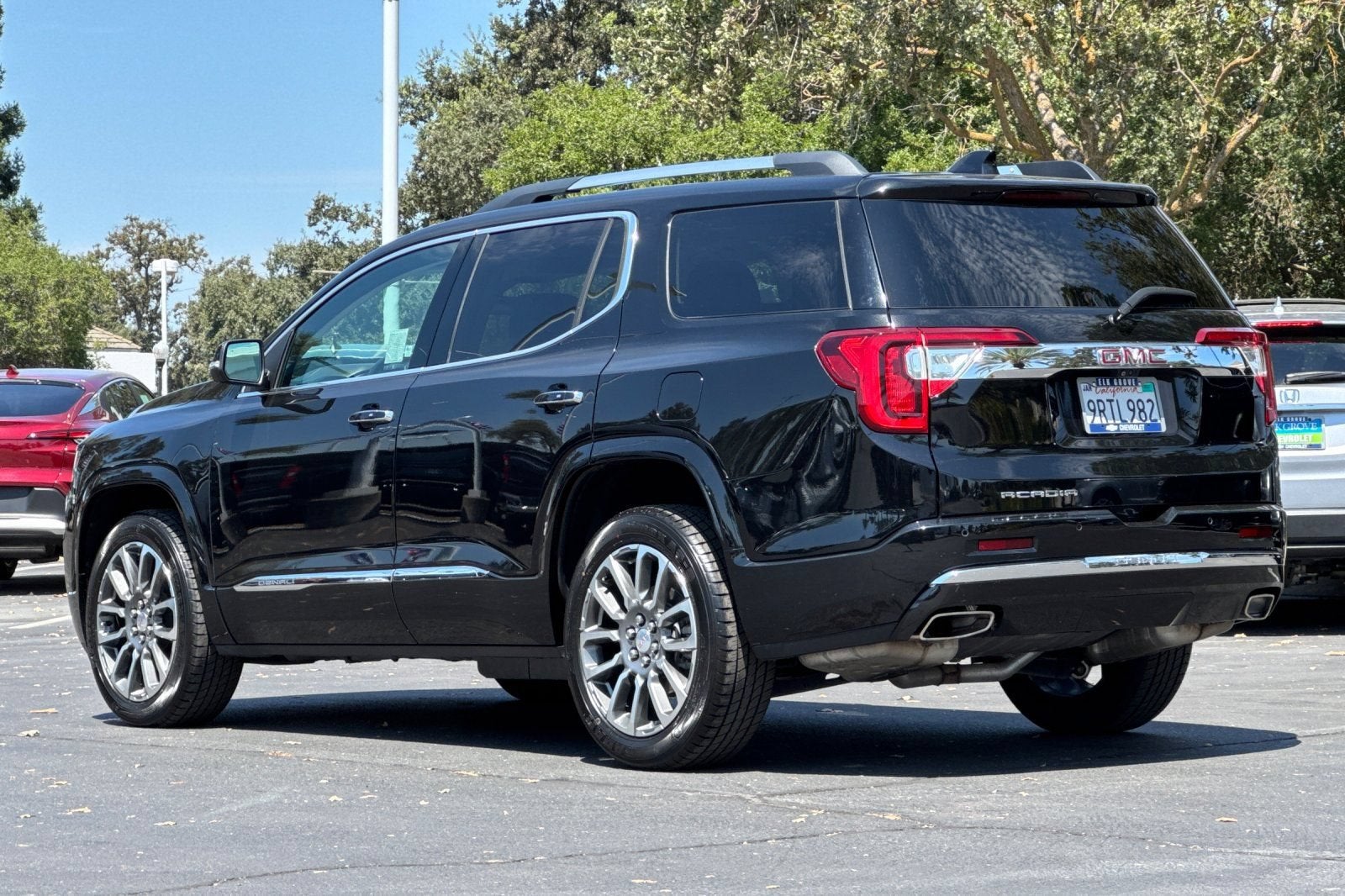 2022 GMC Acadia Denali