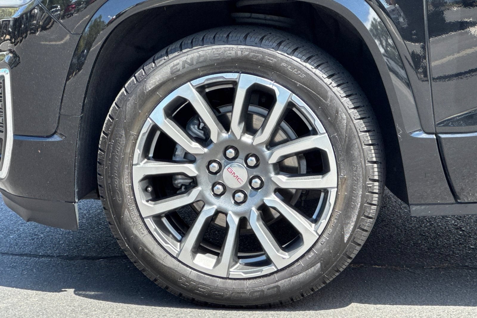 2021 GMC Acadia Denali