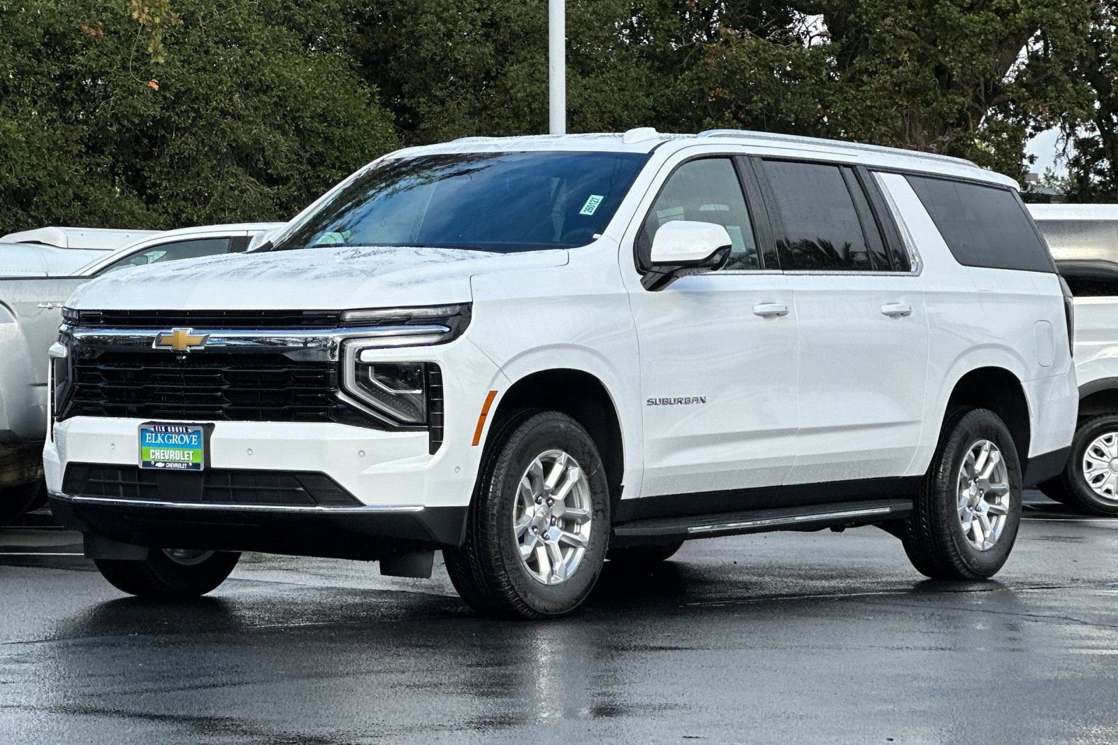 2026 Chevrolet Suburban LS