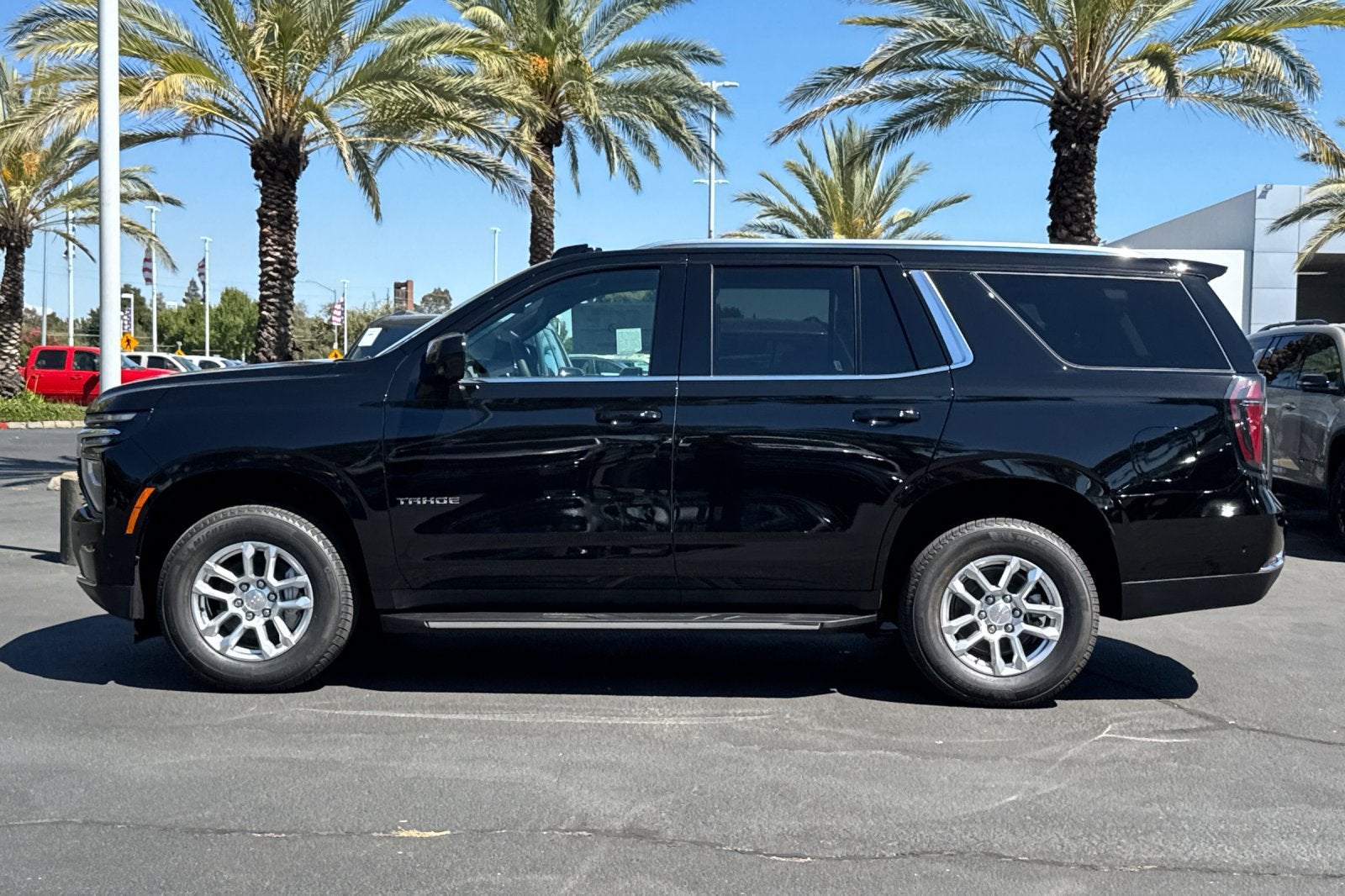 2026 Chevrolet Tahoe LS
