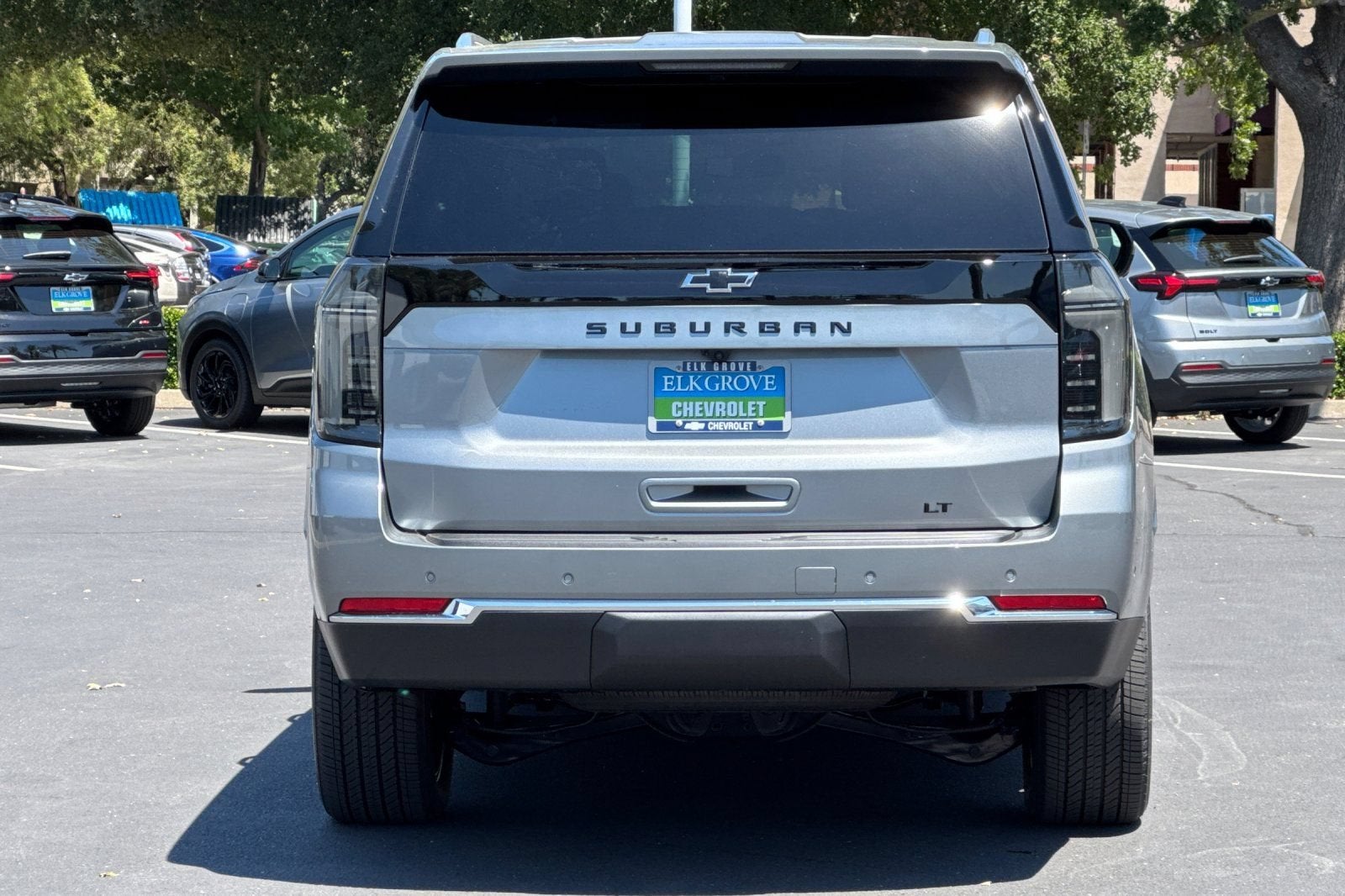 2026 Chevrolet Suburban LT