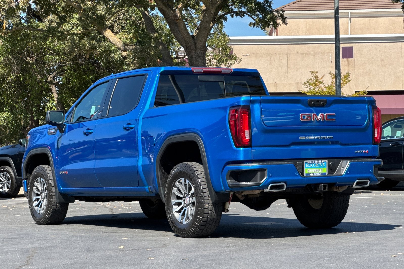 2023 GMC Sierra 1500 AT4