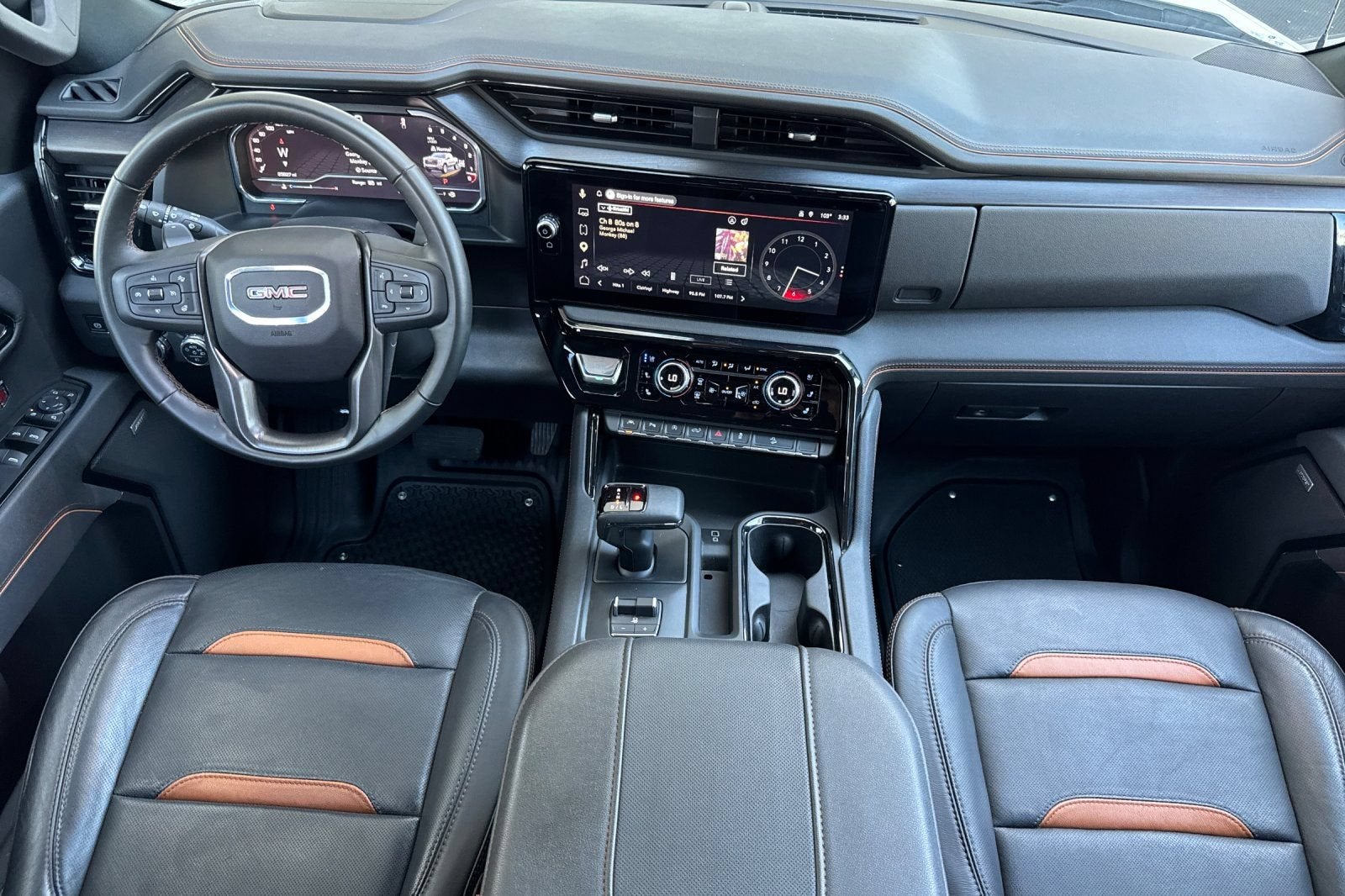 2025 GMC Sierra 1500 AT4