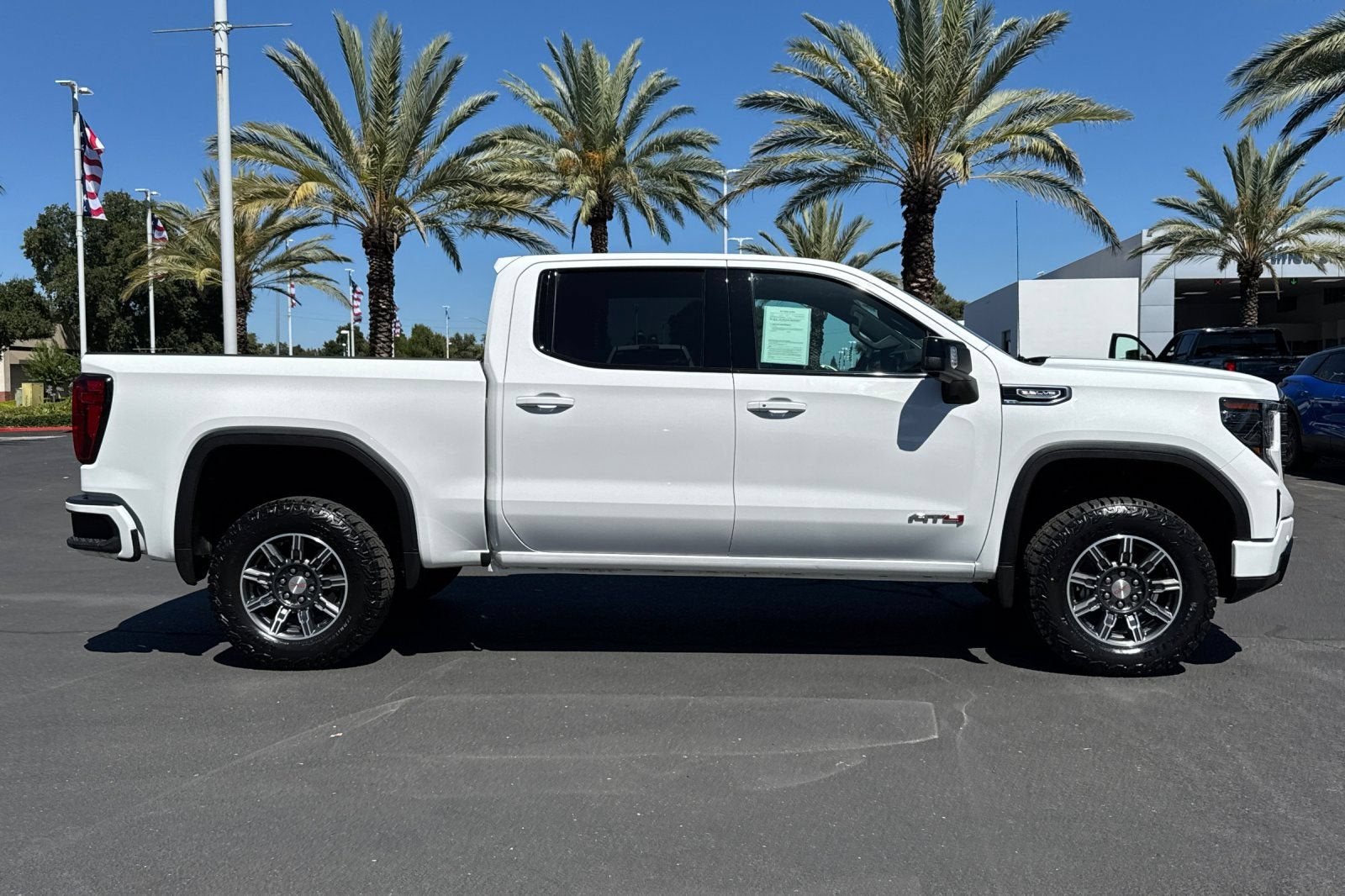 2025 GMC Sierra 1500 AT4