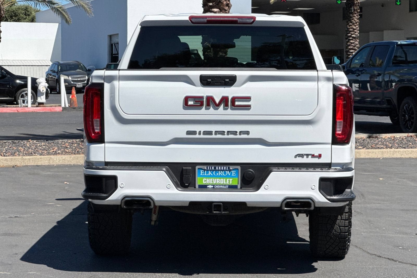 2025 GMC Sierra 1500 AT4