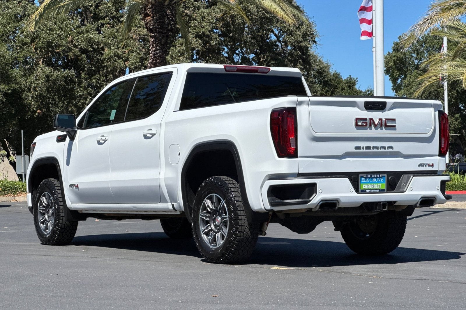 2025 GMC Sierra 1500 AT4