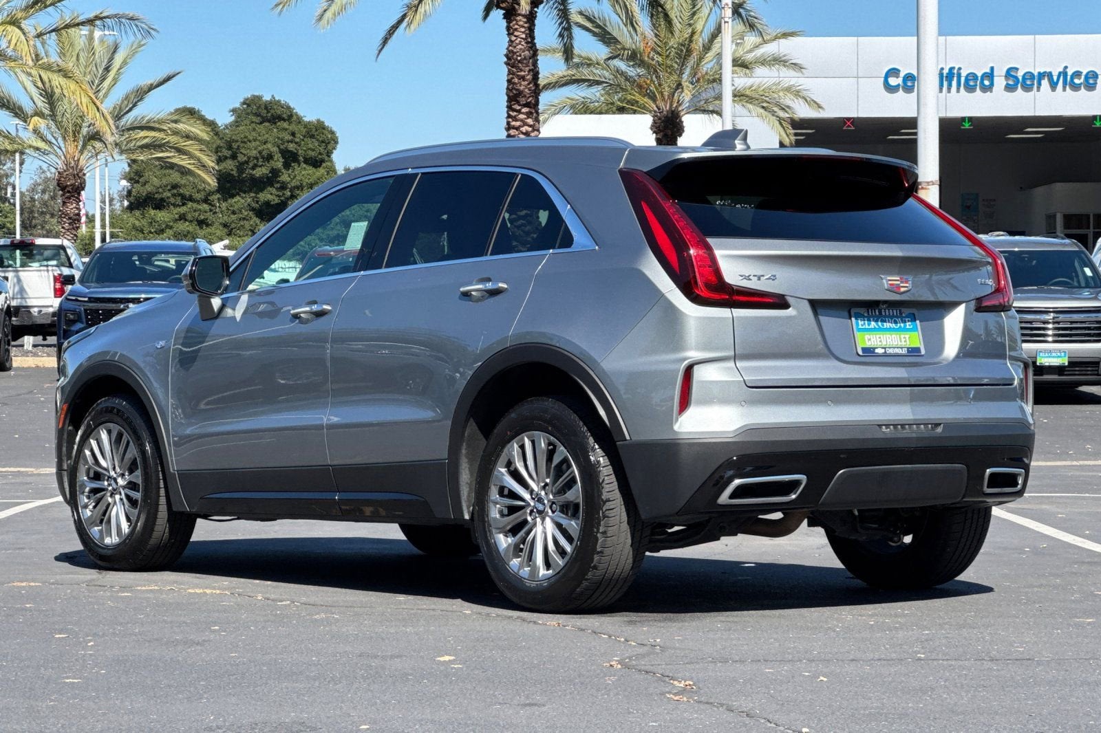 2025 Cadillac XT4 Premium Luxury