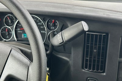 2024 Chevrolet Express Cutaway 3500 1WT