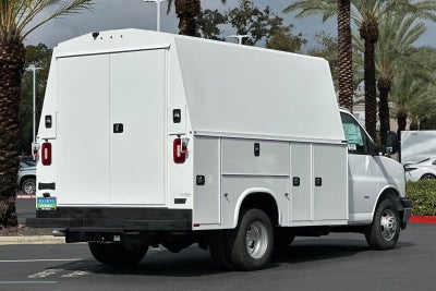 2024 Chevrolet Express Cutaway 3500 1WT