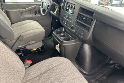 2024 Chevrolet Express Cutaway 3500 1WT