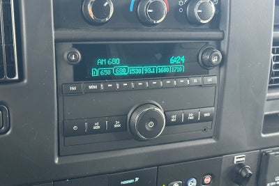 2024 Chevrolet Express Cutaway 3500 1WT