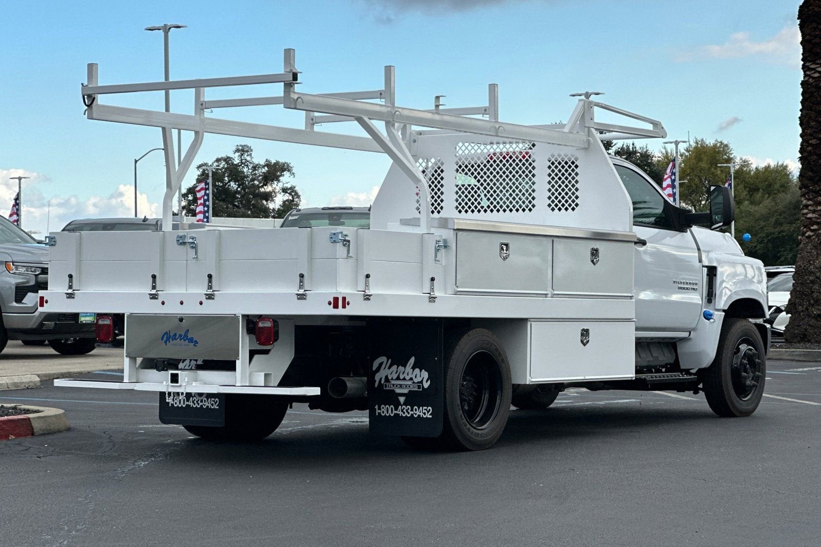 2024 Chevrolet Silverado 5500 HD Work Truck