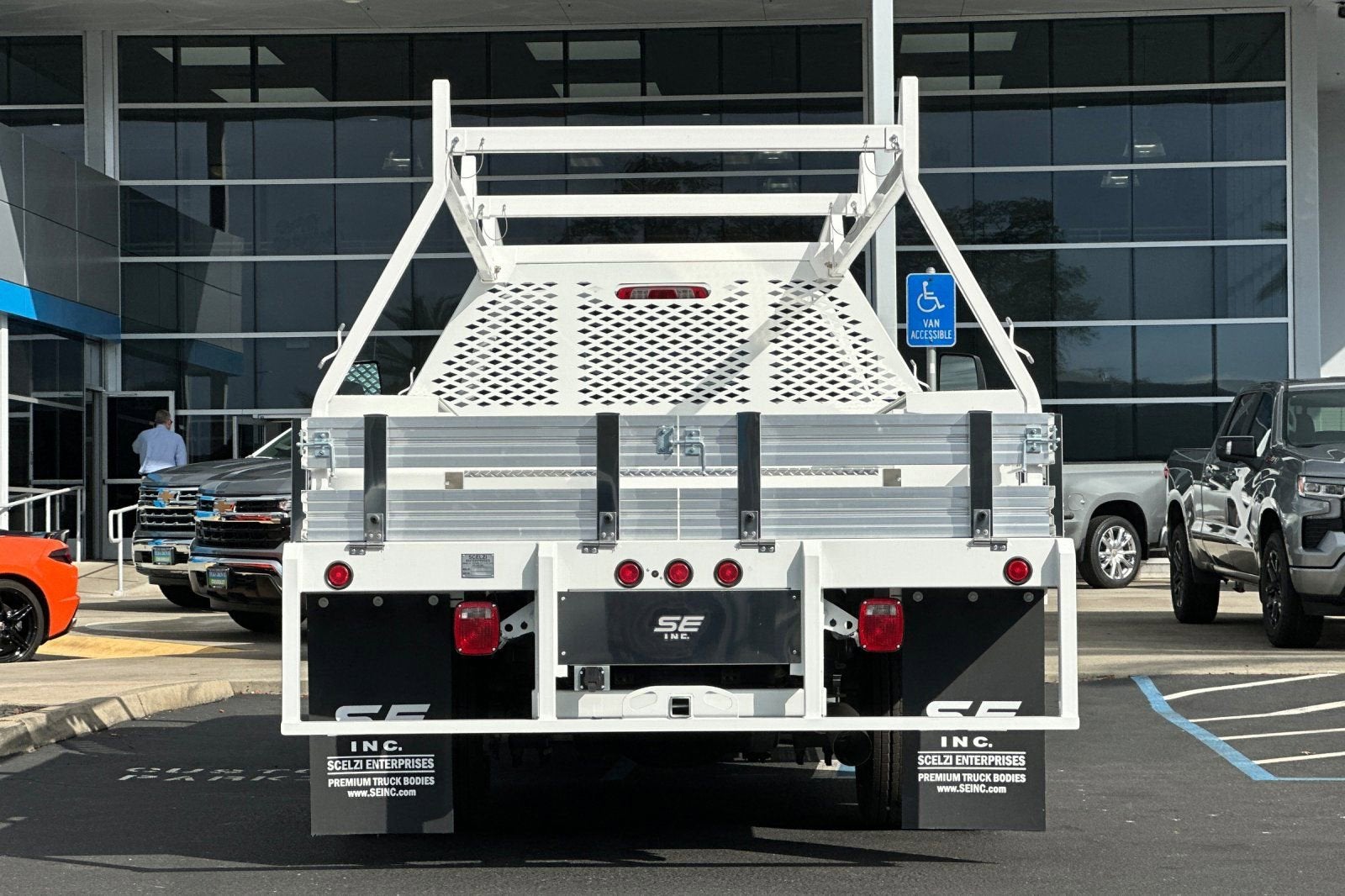 2024 Chevrolet Silverado 5500 HD Work Truck