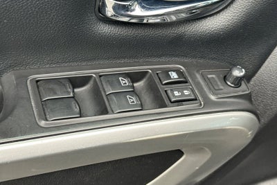 2022 Nissan Titan SV