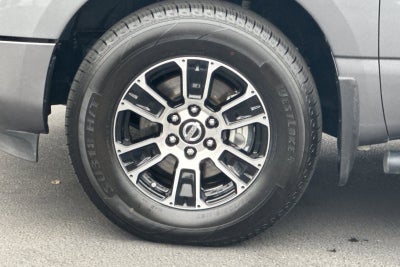 2022 Nissan Titan SV