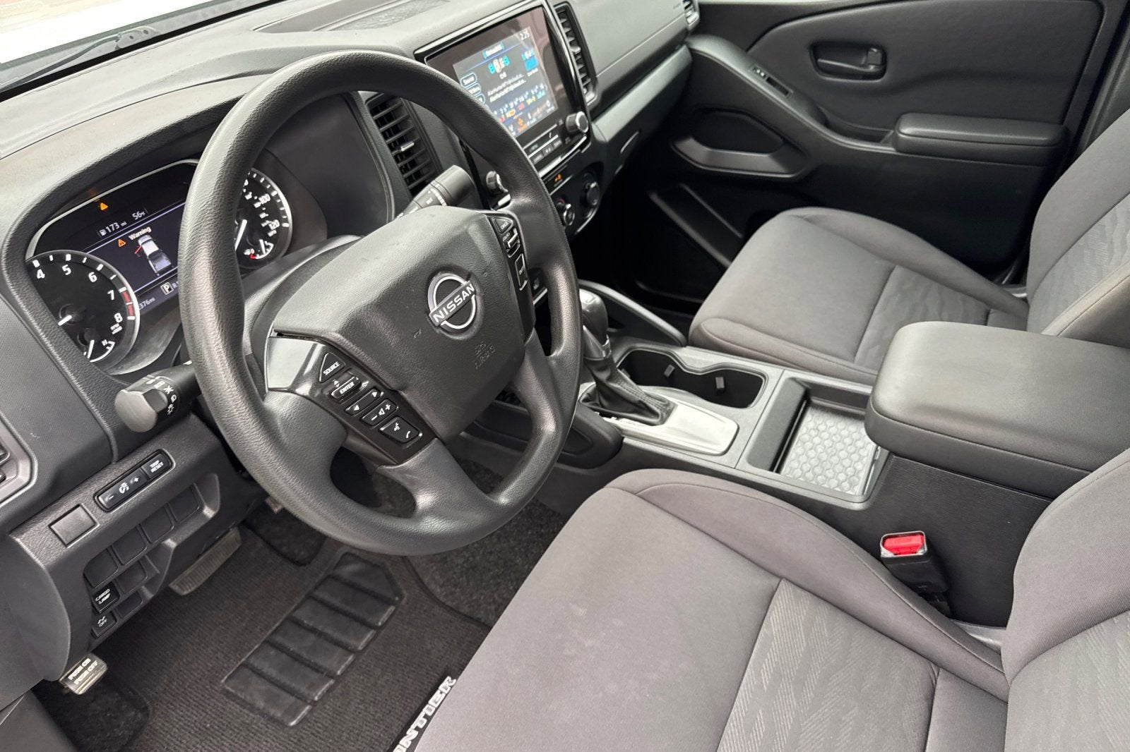 2022 Nissan Frontier S