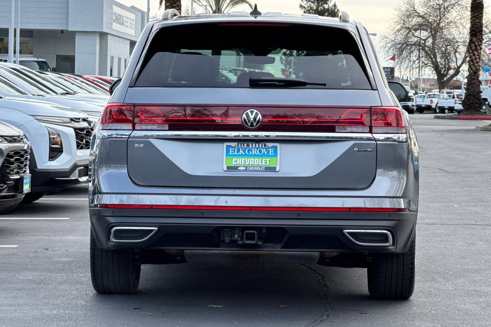 2025 Volkswagen Atlas 2.0T SE w/Technology