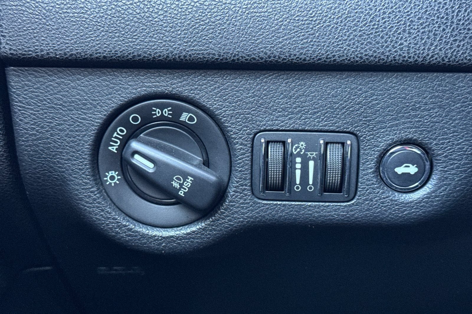 2013 Chrysler 300C 300C