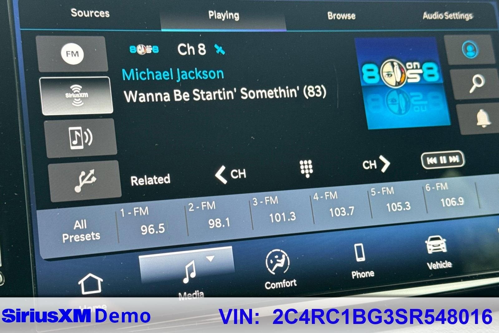 2025 Chrysler Pacifica Select