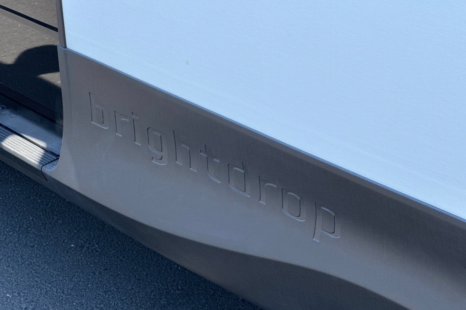 2023 BrightDrop Zevo 600 EJY