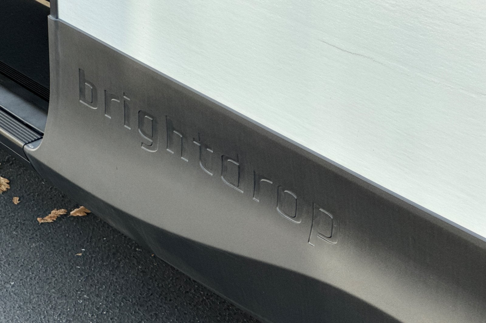 2023 BrightDrop Zevo 600 EJY