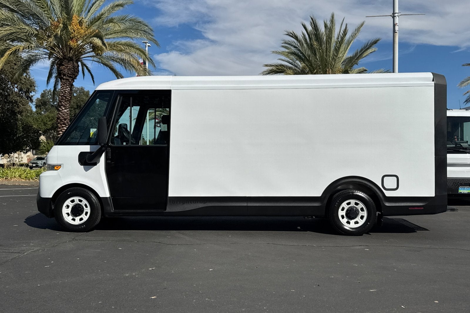 2023 BrightDrop Zevo 600 EJY