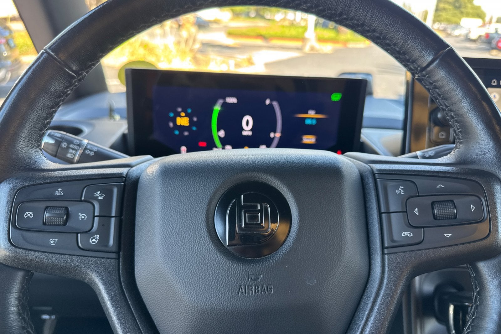 2023 BrightDrop Zevo 600 EJY
