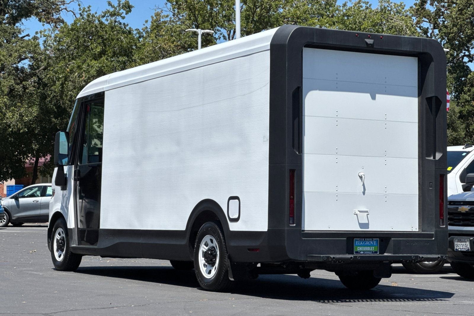 2023 BrightDrop Zevo 600 EJY