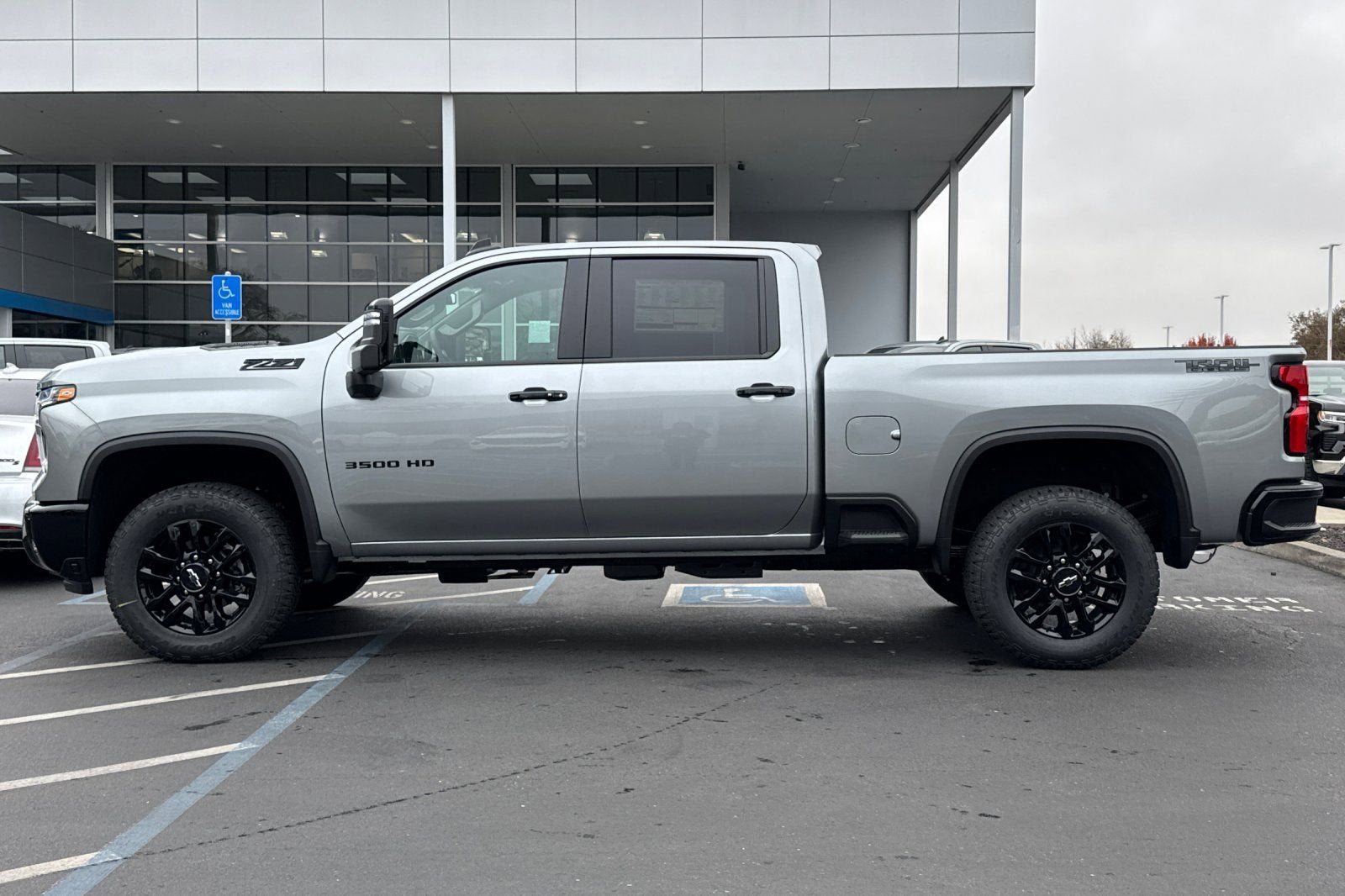 2026 Chevrolet Silverado 3500 HD LT
