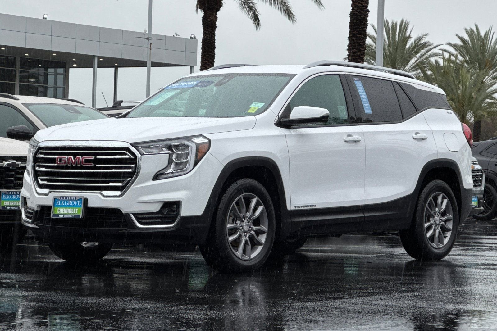 2024 GMC Terrain SLT