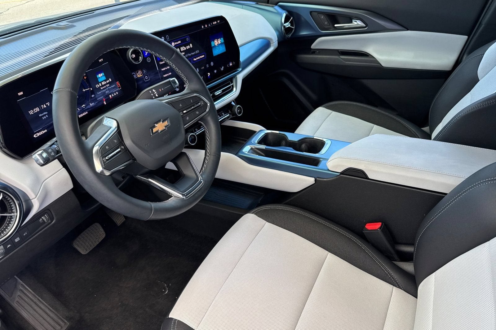 2024 Chevrolet Equinox EV 2LT