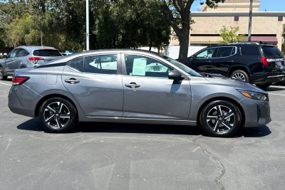 2024 Nissan Sentra SV Xtronic CVT