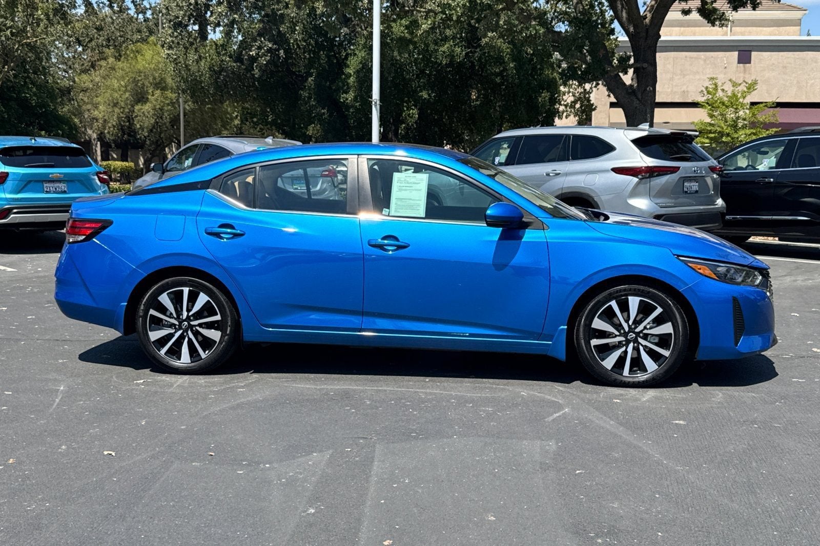 2024 Nissan Sentra SV Xtronic CVT