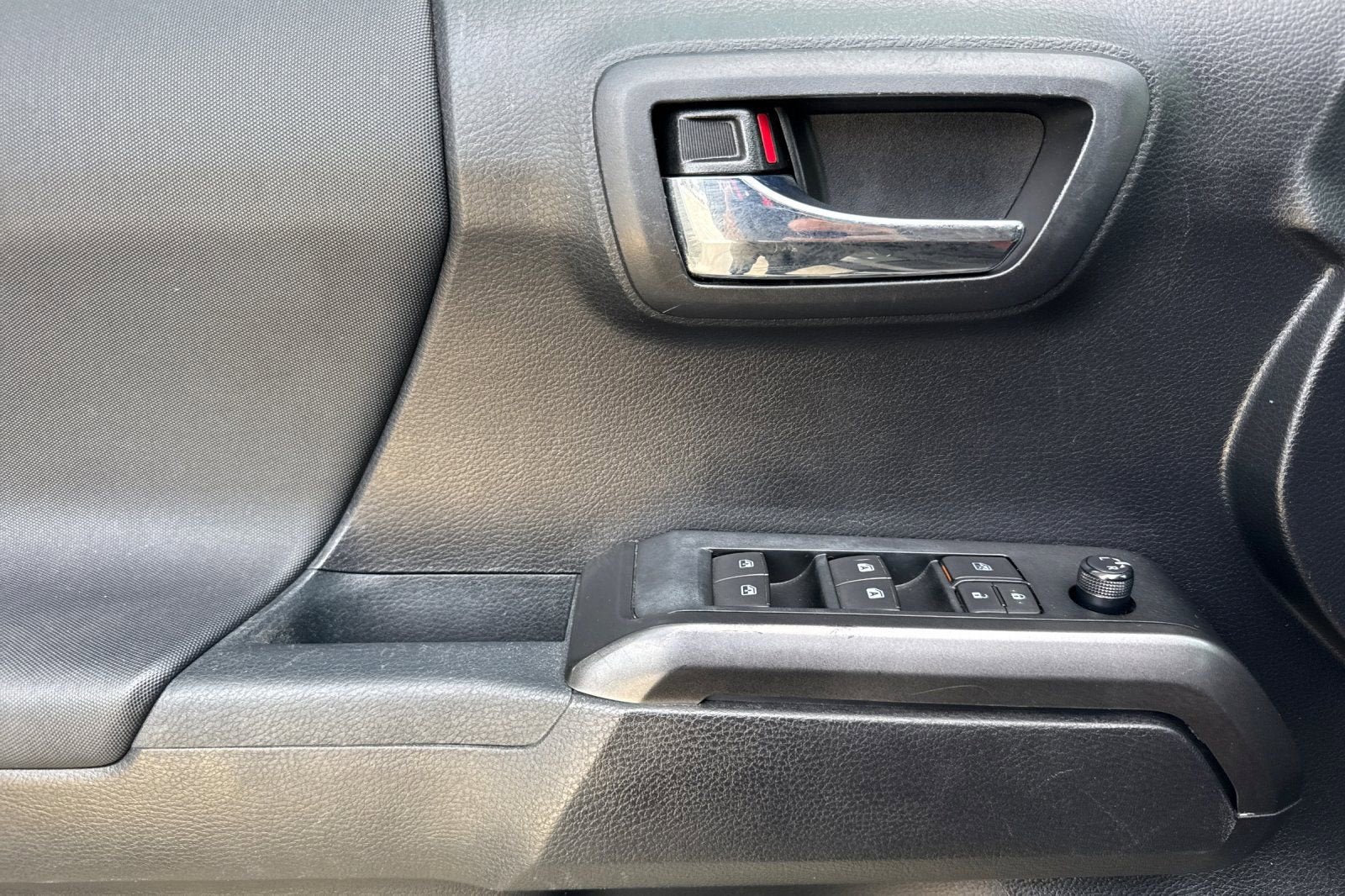 2019 Toyota Tacoma 2WD SR5