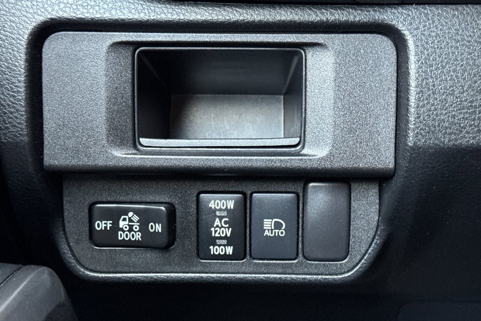 2019 Toyota Tacoma 2WD SR5