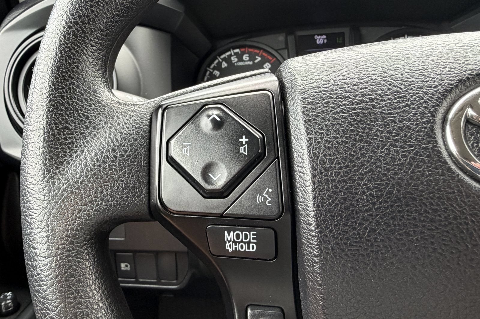2021 Toyota Tacoma 2WD SR