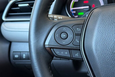 2022 Toyota Camry Hybrid SE