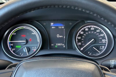 2022 Toyota Camry Hybrid SE